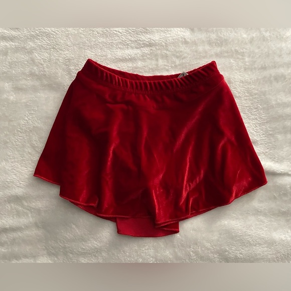 Red velvet dance skirt size girls medium - Picture 1 of 4